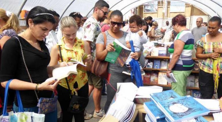Exitosa participación en sedes y subsedes de fiesta literaria cubana