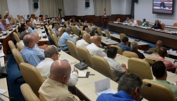 Analizan labor del Instituto Nacional de Recursos Hidráulicos durante reunión de balance