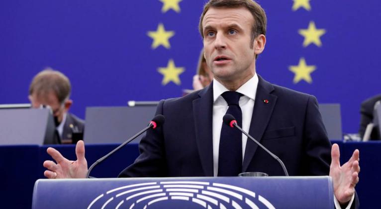 Macron quiere inscribir el aborto como un derecho fundamental en la UE