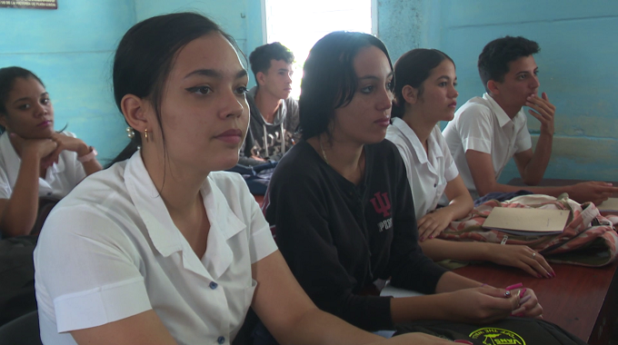 Intensifican en Las Tunas preparación de los estudiantes para los exámenes de ingreso