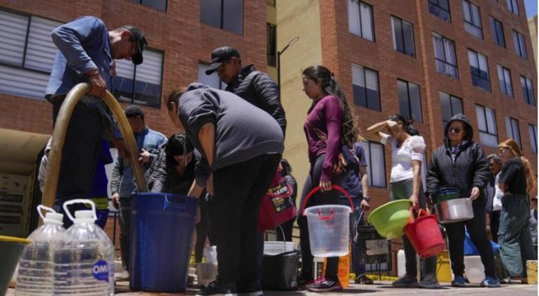 Crisis hidroeléctrica: ¿Qué está pasando en Colombia y Ecuador y qué medidas han tomado?