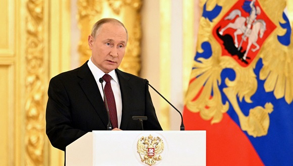 Putin firma decreto que llama a las filas a unos 150 mil rusos