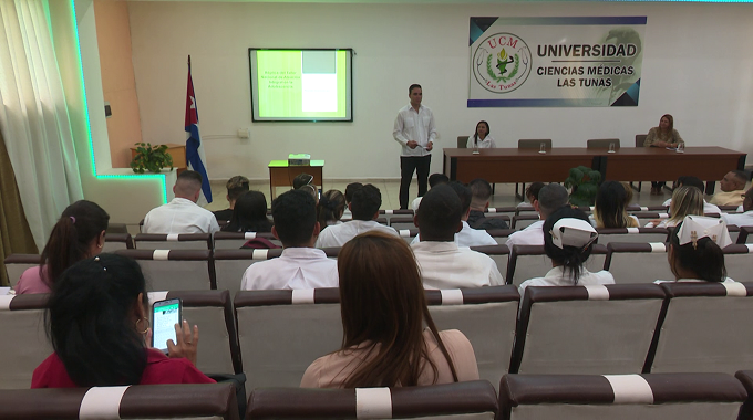 Realizan en Las Tunas activo juvenil de la salud dedicado a las problemáticas de los adolescentes