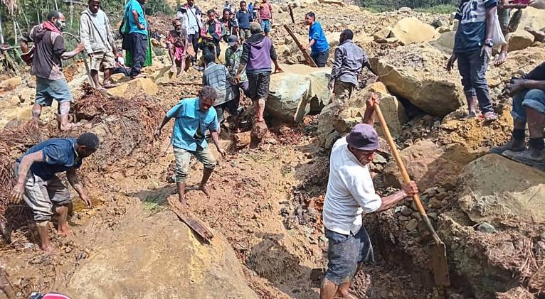 OMS ofrece asistencia tras deslizamiento de tierras en Papúa Nueva Guinea