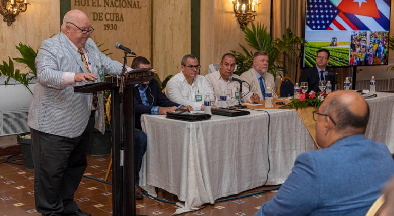 Canciller de Cuba agradece participación en conferencia agrícola