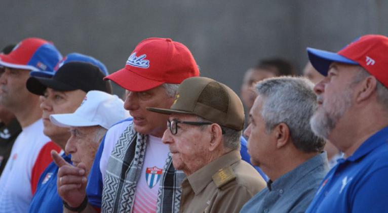 Presiden Raúl Castro y Díaz-Canel concentración por 1 de mayo en Cuba (+ VIDEO)