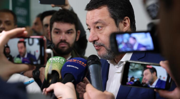 Salvini: "Si Macron tiene tantas ganas de pelear, que vaya él a Ucrania"