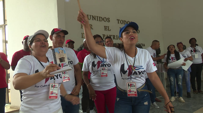 Reconocen a mejores sindicatos en el marco de las celebraciones por el 1ro de Mayo en Las Tunas