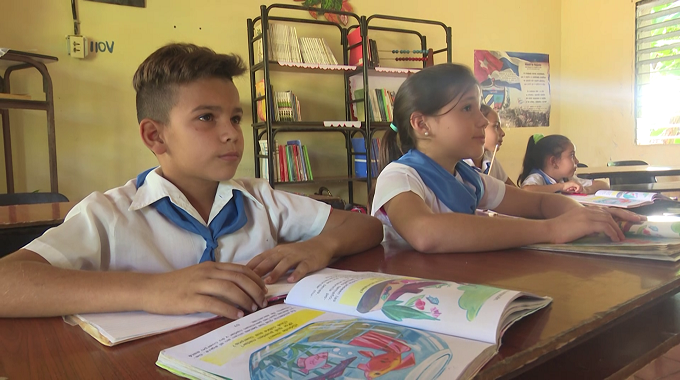 Culmina en la escuela pedagógica Rita Longa Seminario de Preparación para el curso escolar 2024-2025