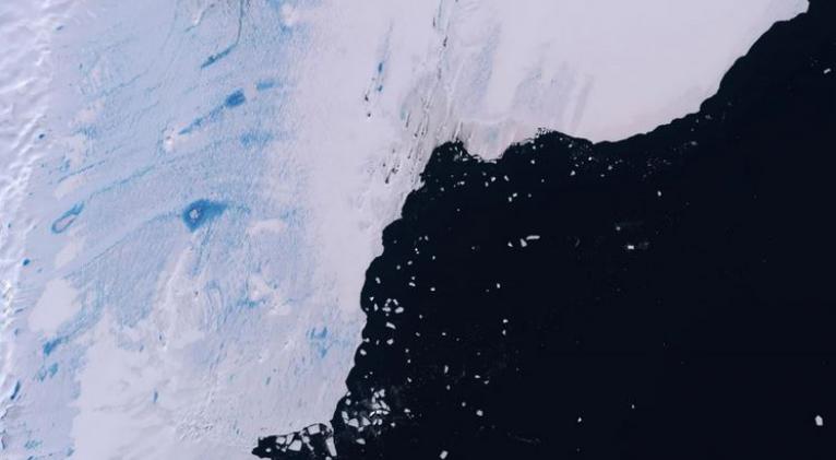 Las plataformas de hielo de la Antártida tienen el doble de agua de deshielo de lo que se creía