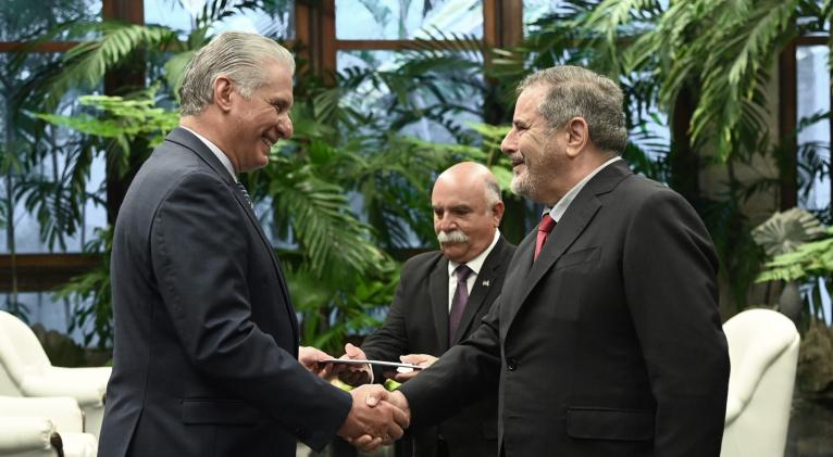 Recibe Díaz-Canel cartas credenciales de nuevos embajadores en Cuba
