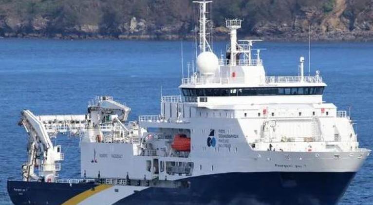 Sismólogos de seis países en expedición científica en aguas cubanas