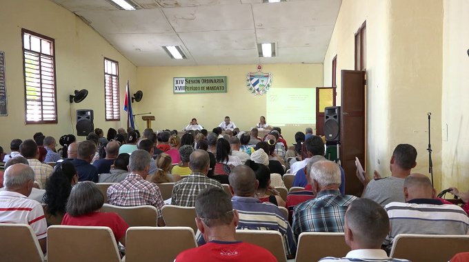 Sesiona en Puerto Padre Asamblea Municipal del Poder Popular