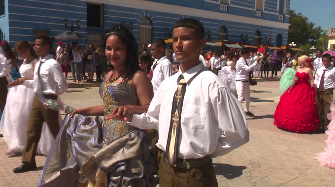 Fomentan rescate de tradiciones en escuela militar Camilo Cienfuegos de Las Tunas