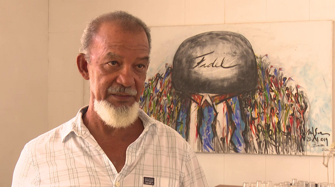 Inauguran en #LasTunas expo en honor la Comandante en Jefe