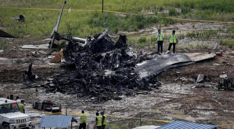 Accidente de avión deja 18 muertos y un superviviente en Nepal