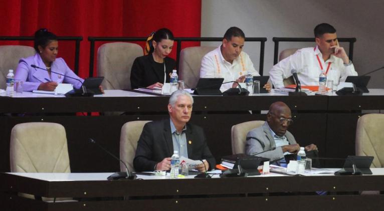 Insiste Presidente de Cuba en importancia de aumentar producciones