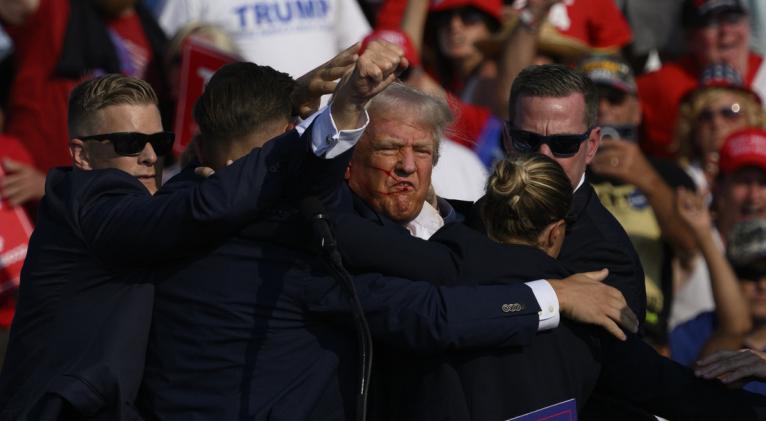 El FBI duda de que Trump fuera herido de bala