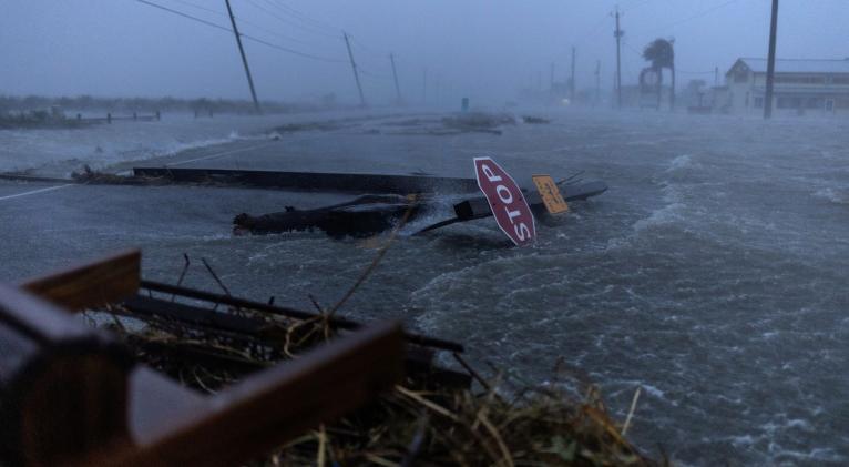 Beryl es tormenta tropical tras arrasar Texas como huracán categoría 1