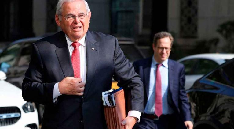 Aún sin definir en EEUU suerte de senador corrupto Bob Menéndez