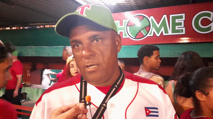 Leñadores de Las Tunas logran pase a la final de la pelota cubana