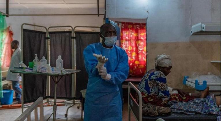 Brote de viruela símica en África se debe a negligencia e incapacidad, dicen expertos