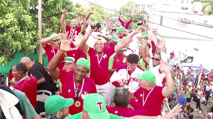 Campeones de la pelota cubana recorrerán esta semana los municipios de Las Tunas