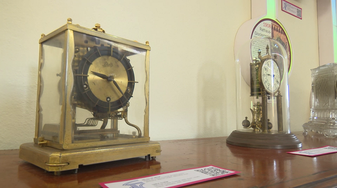 Inaugura Museo Provincial Vicente García una exposición singular en la sala de artes decorativas