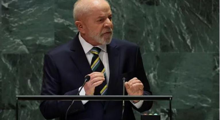 Lula ve 'injustificable' mantener a Cuba en la lista de países promotores del terrorismo