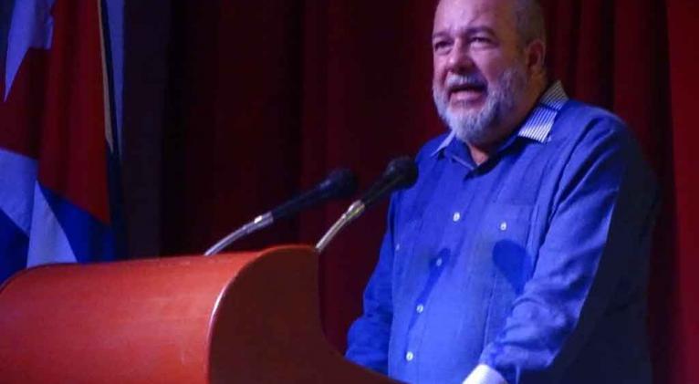 Recibió primer ministro de Cuba embajadores de China, Vietnam y Japón