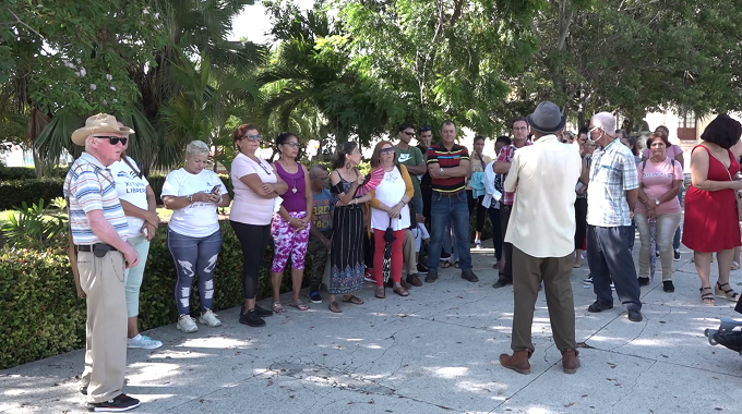 Celebran jornada literaria en Puerto Padre