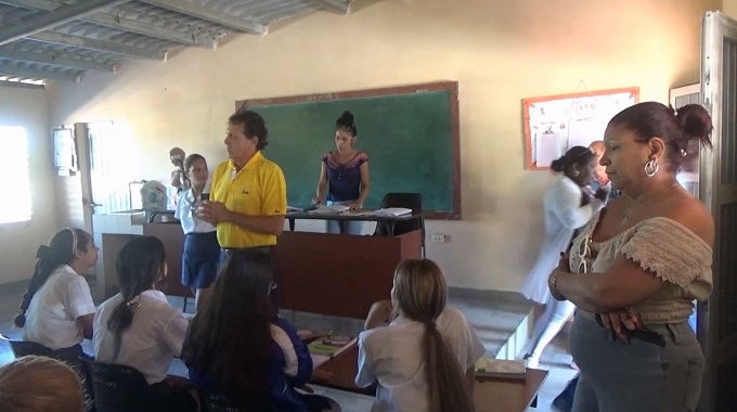 Favorecen intercambios para mejorar indicadores de la educación en Colombia