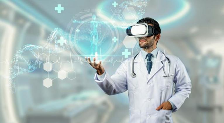 Hospital utiliza realidad virtual para entrenar profesionales de la salud en Arabia Saudita