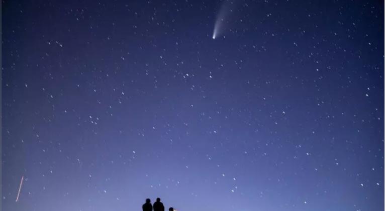 Cuatro grandes asteroides saludan a la Tierra