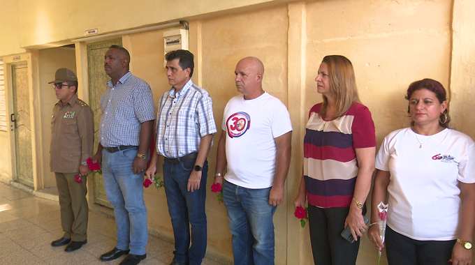 Rinden póstumo homenaje en #LasTunas al General de Cuerpo de Ejército Ramón Espinosa Martín