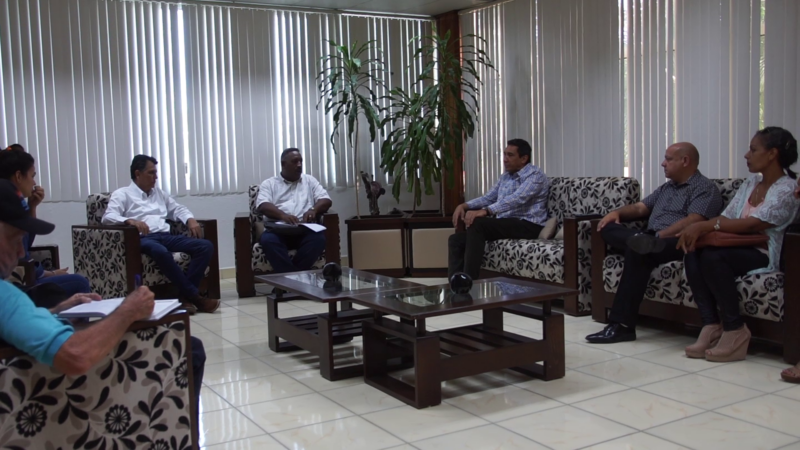 Evalúa Ministro de transporte de Cuba, Eduardo Rodríguez Dávila, la situación del sector en la provincia