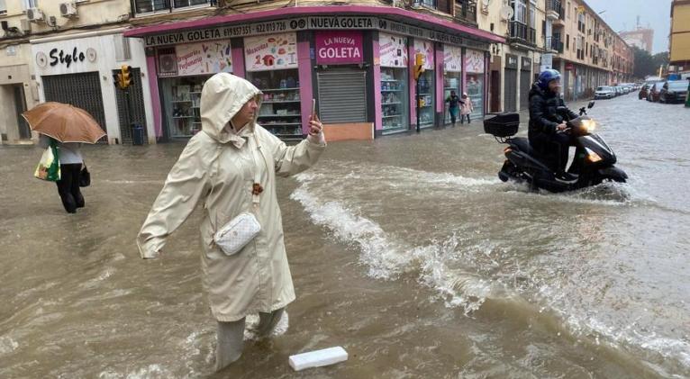 Persiste «riesgo extremo» en Valencia y Andalucía por intensas precipitaciones
