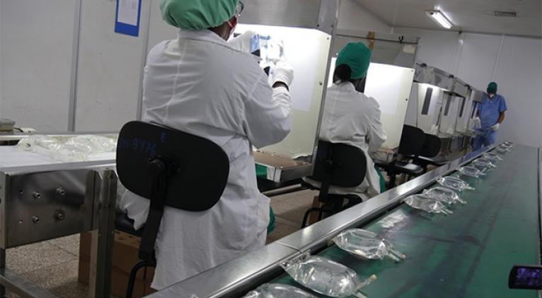 Reafirman labor de los farmacéuticos cubanos