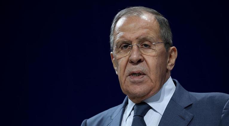 EEUU prepara a Europa para conflicto militar con Rusia, dice Lavrov