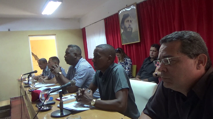 Evalúan en el municipio de #Colombia tareas para saludar el triunfo de la Revolución