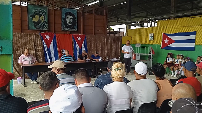 Realizan en Puerto Padre toma de decisión de la zafra 2024- 2025