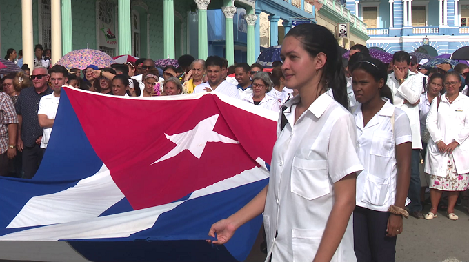 Conmemoran en Las Tunas el aniversario 153 del Fusilamiento de los Estudiantes de Medicina
