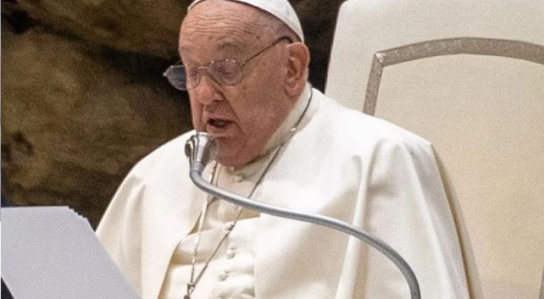 El papa pide acabar con cualquier forma de marginación o rechazo