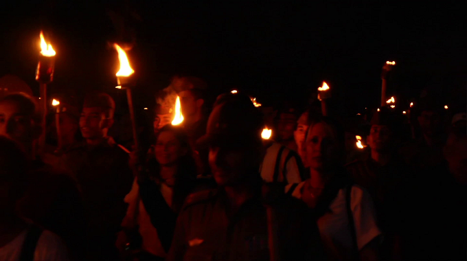 Marcha de las antorchas rinde homenaje a José Martí en el aniversario 192 de su natalicio