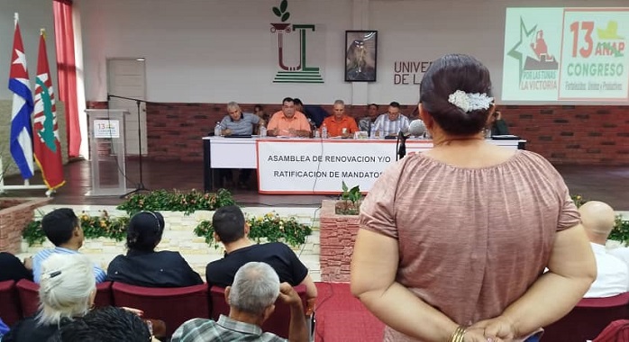 Analizan campesinos funcionamiento de su organización e incumplimientos en el municipio de Las Tunas