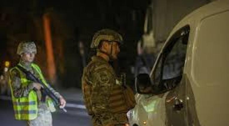 Toque de queda por corte de luz en Chile deja 207 detenidos