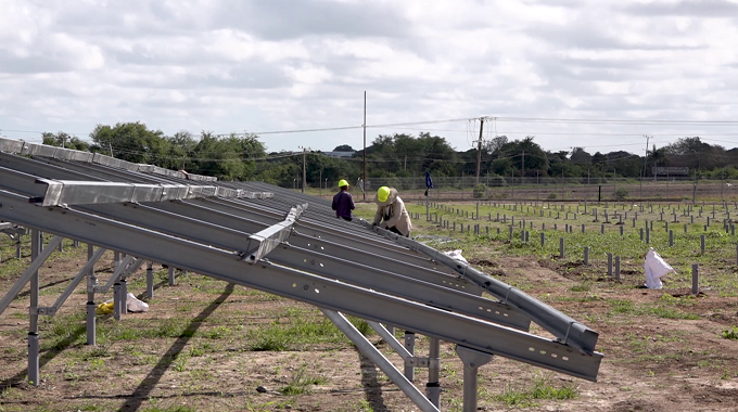 Avanza construcción del parque solar fotovoltaico Nueva Línea en Puerto Padre