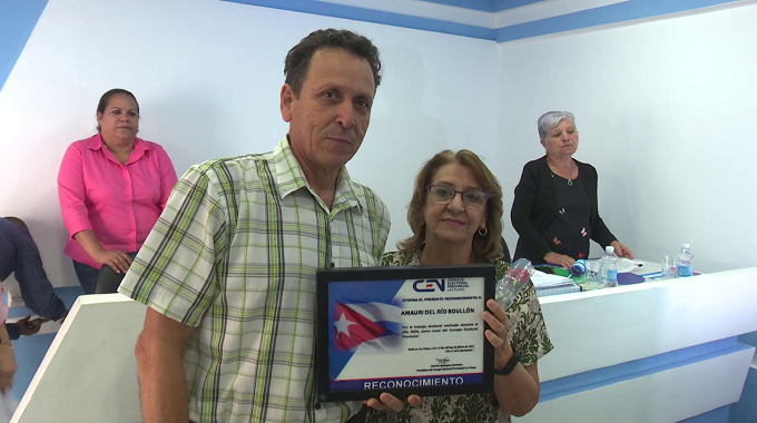 Reconoce presidenta del Consejo Electoral Nacional labor de las autoridades electorales de Las Tunas