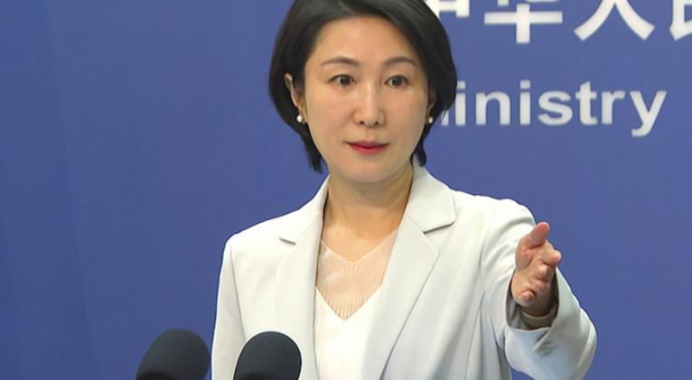 China rechaza medidas de EEUU contra misiones médicas de Cuba