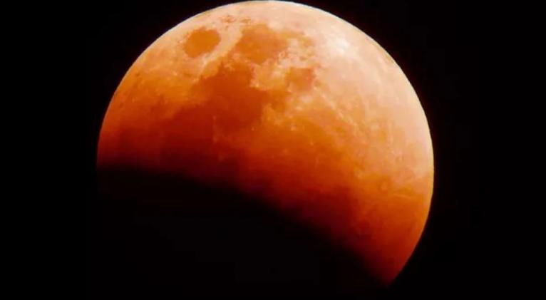 A pocos días del eclipse total lunar